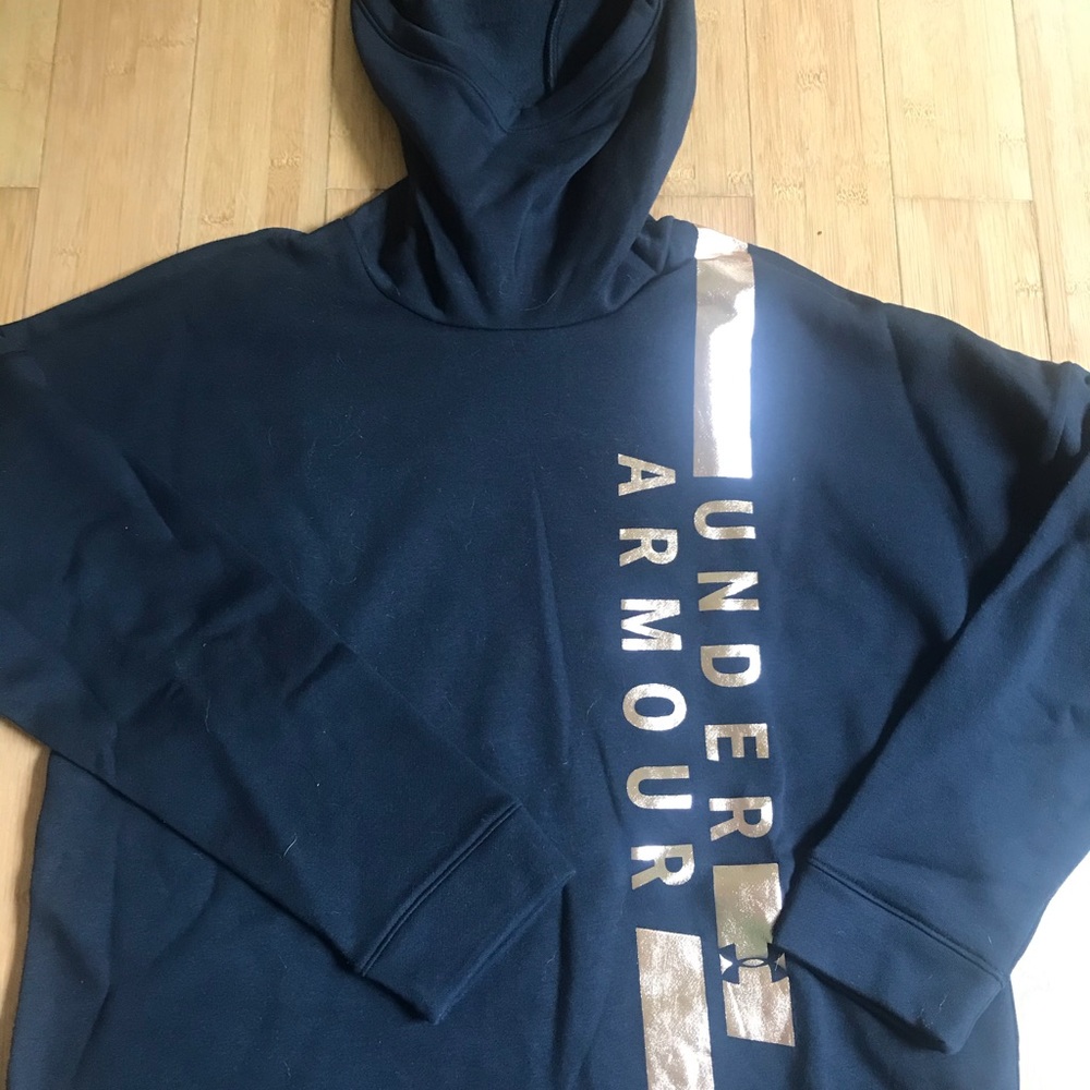 NWOT women’s Under Armour hoodie